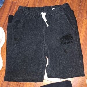 ROOTS AND ABERCROMBIE 2 JOGGERS